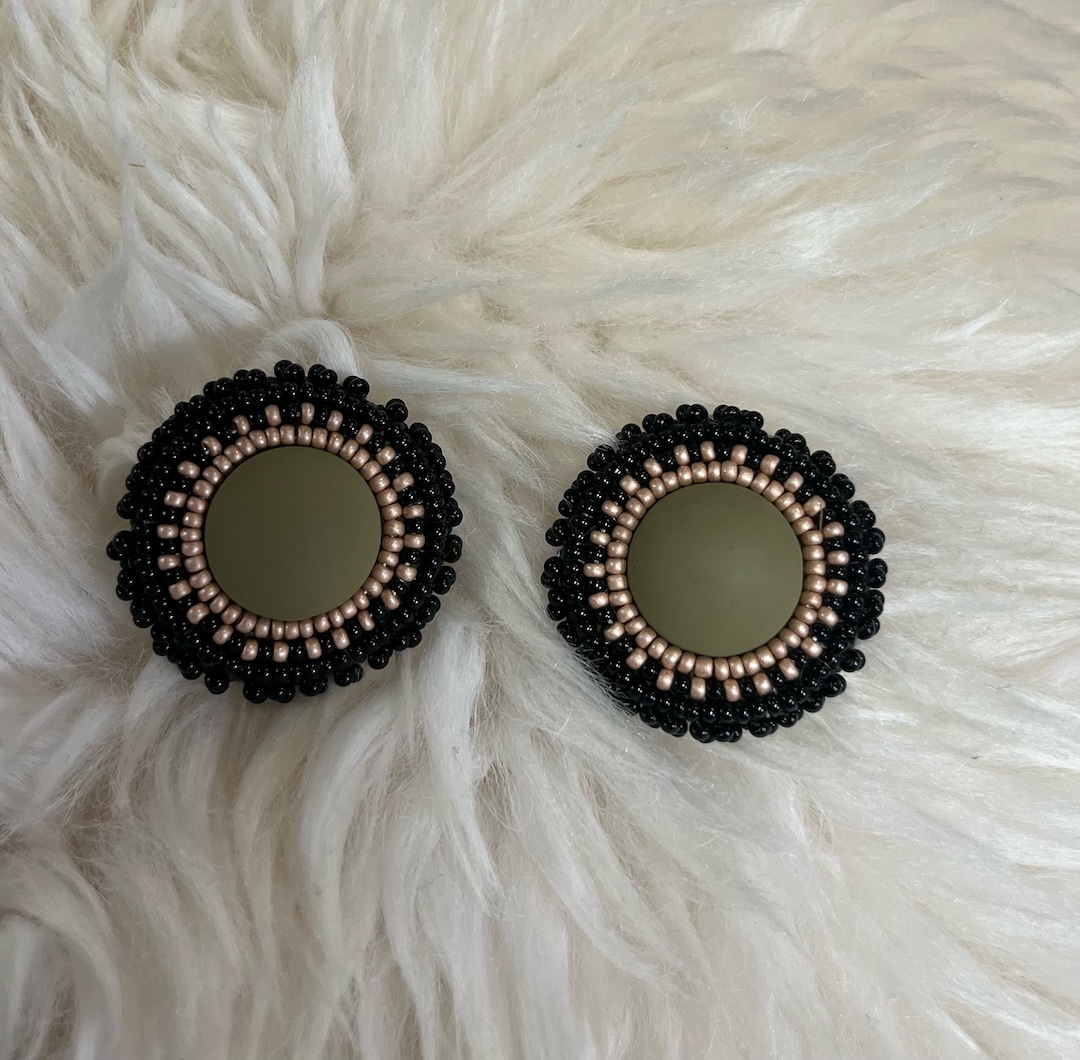 Indigenous Beaded Earrings Matte Centers Etsy Canada
