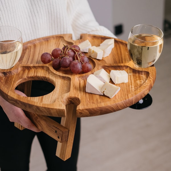 Table à vin pliante, cadeaux de vin, cadeau d’amateur de vin, porte-vin extérieur, table à vin de pique-nique, cadeau de pendaison de crémaillère personnalisé, table de patio