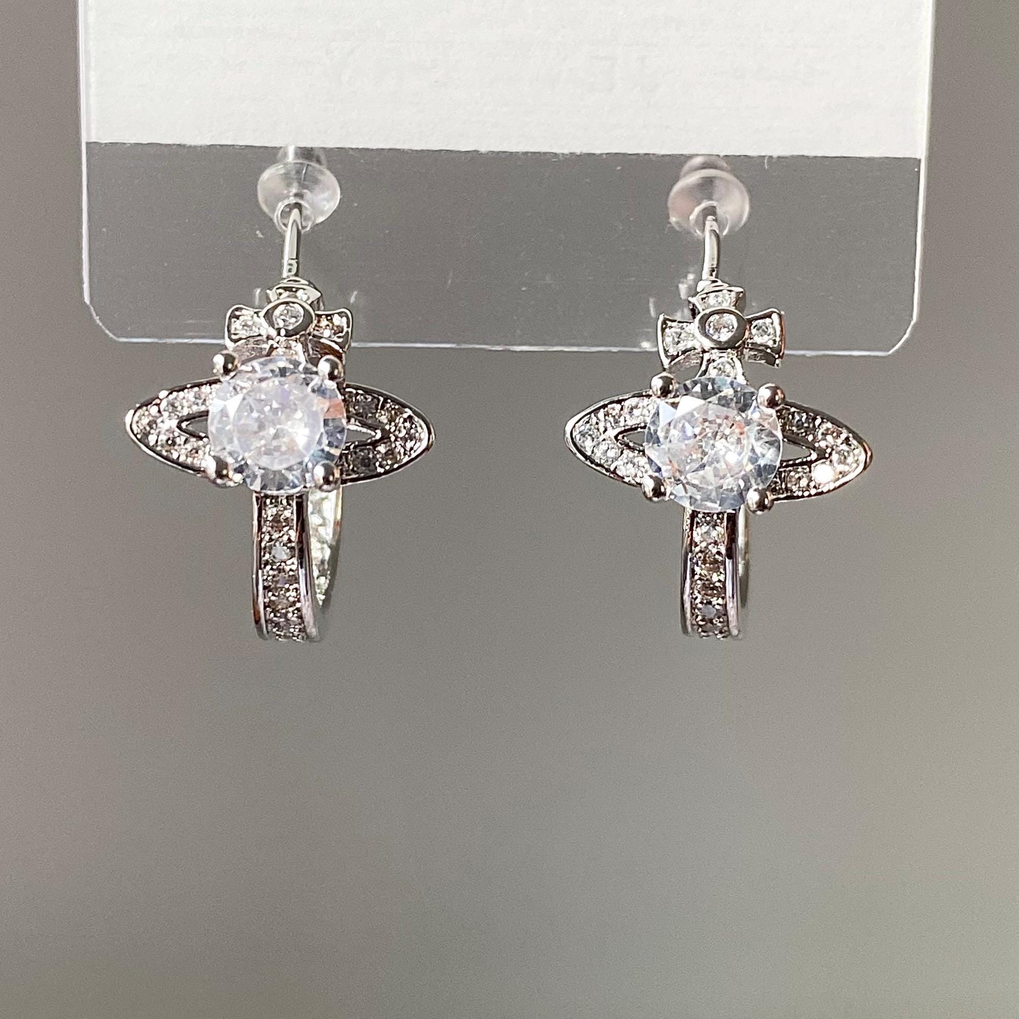 n*o様 NANA x Vivienne Westwood Orb Earrin The Vivienne Westwood X NANA capsule collection is out. The