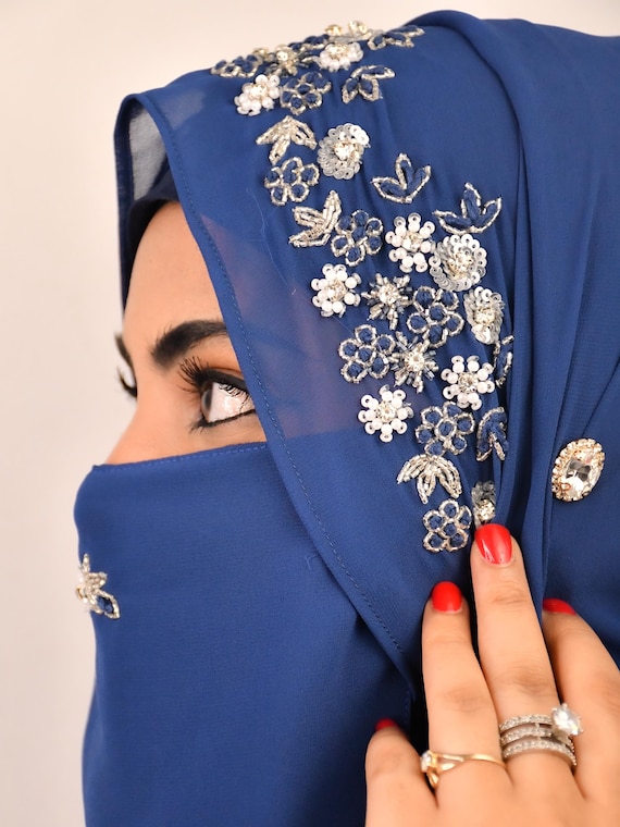 \"I&I STORE × RAJABROOKE\" HIJAB I&I STORE × RAJABROOKE