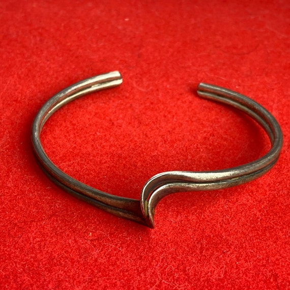 Solid 925 Sterling Silver Swirl Waves Bracelet - image 1