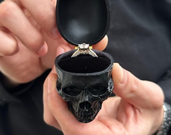 Skull ring box. Ring holder. Original Engagement ring box. Ring box for proposals or wedding favors.  Ring not included.