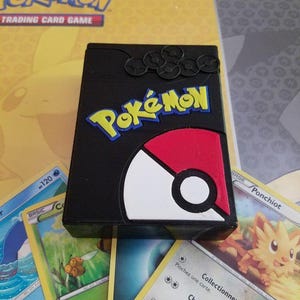 Caja para Cartas Pokémon 3D | Organizador Coleccionista Original