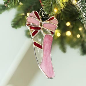 Pointe Shoe Stained Glass Ornament – Handmade Ballerina Keepsake – Ballet Gift for Dancers & Teachers