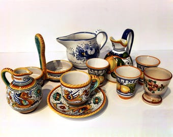 Conjunto de Majólica Deruta Pintada à Mão, Itália, Xícara de Café Expresso, Jarra de Leite, Copos Pallini