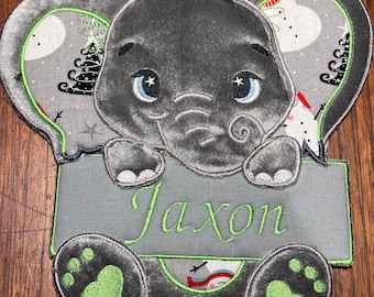 Personalisierter niedlicher Baby-Elefant-Wandplakette