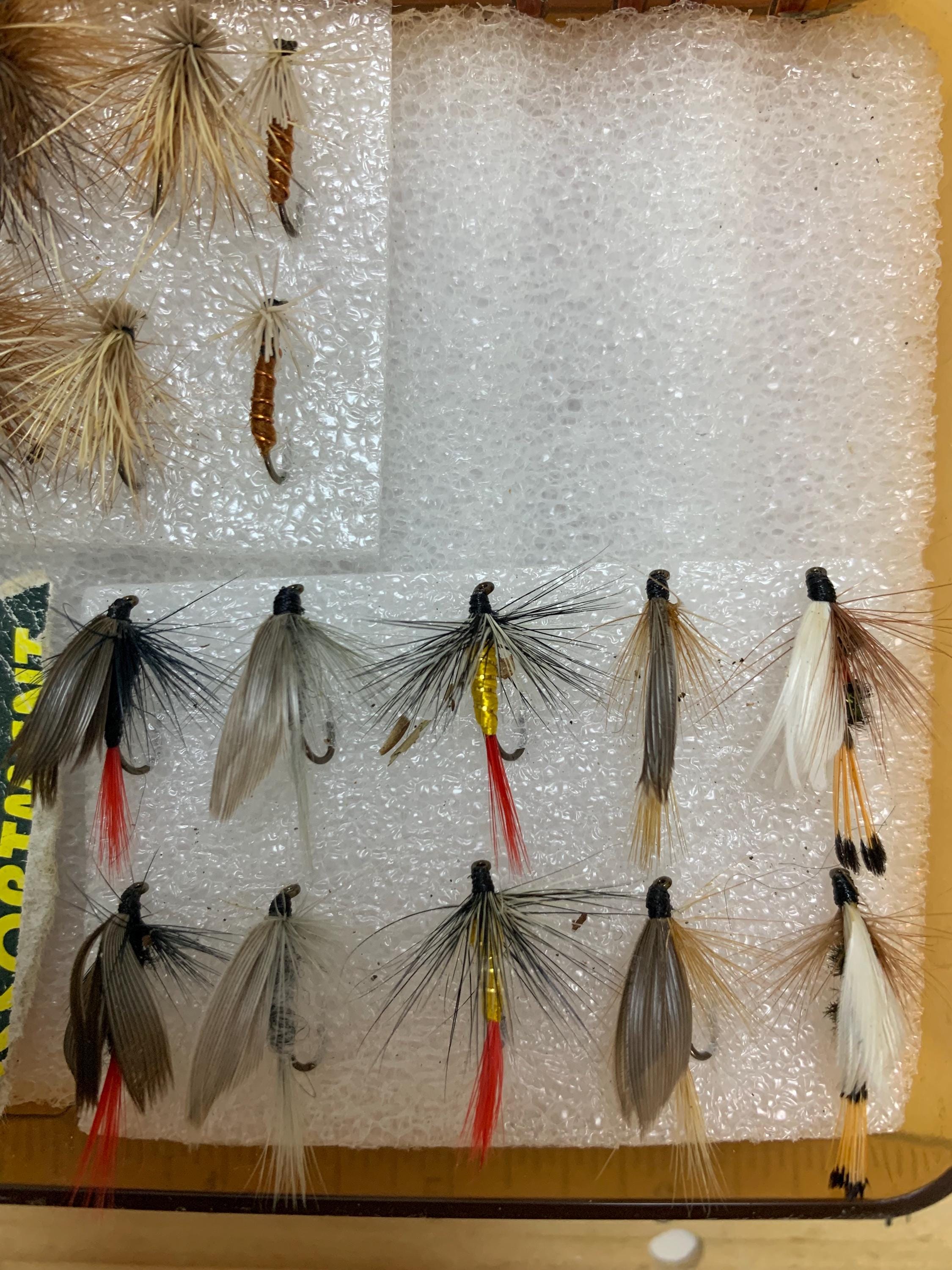Vintage Fly Fishing Lures - a Set of 30 Unused - Etsy