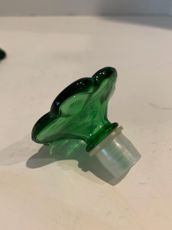 Vintage Avon Topaze Cologne Emerald Bud Vase View 5