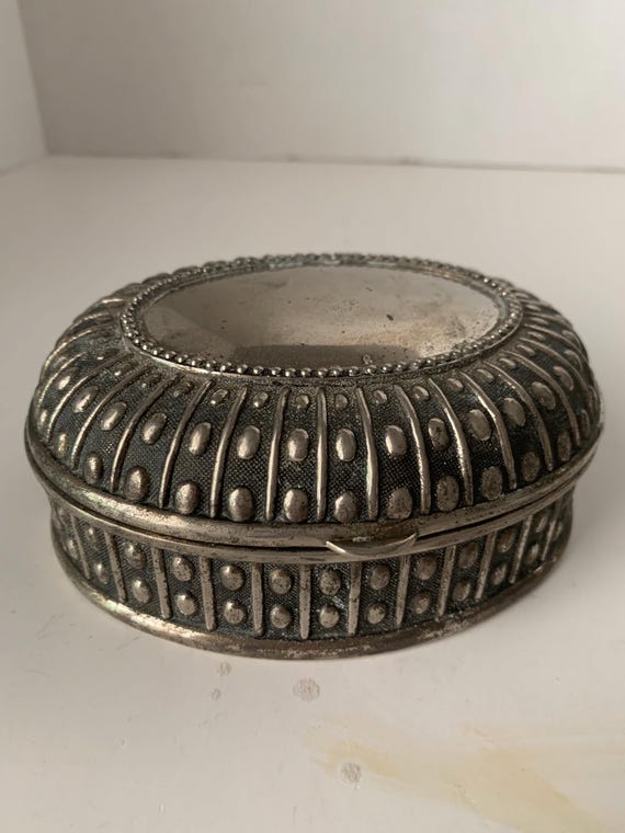 Vintage Oval Silver Colored Metal Jewelry Box or Trinket Box