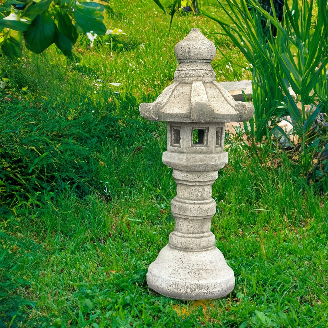 Large Japanese Concrete Pagoda Garden Pagoda Lantern Concrete Outdoor