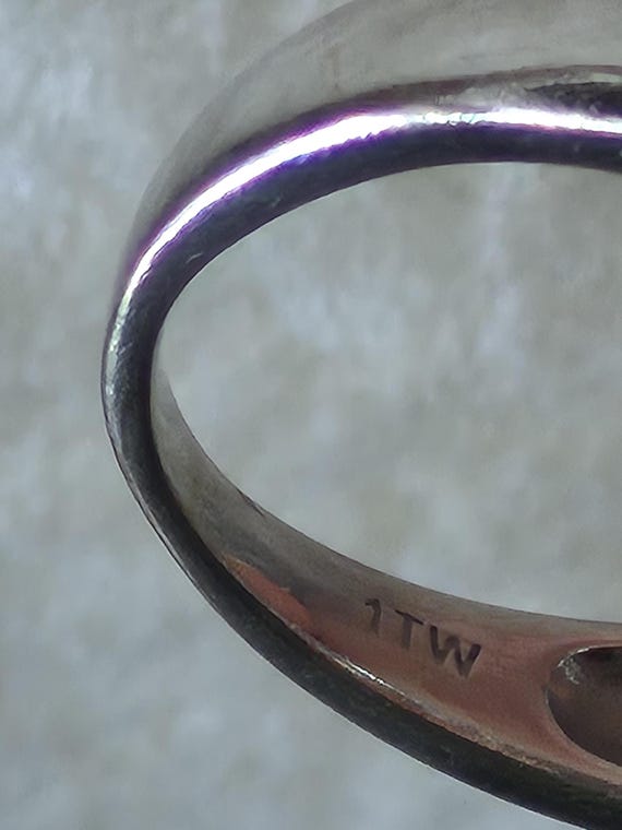 Three-Stone Diamond Ring with Split Shank in 10 k… - image 7