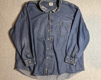 Vintage Lee denim overhemd voor heren, maat 2XL, 100% katoen, blauw, met knoopsluiting en zakje.