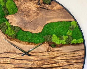 Olive Wood Moss Wall Clock: Handcrafted Nature Art Decor