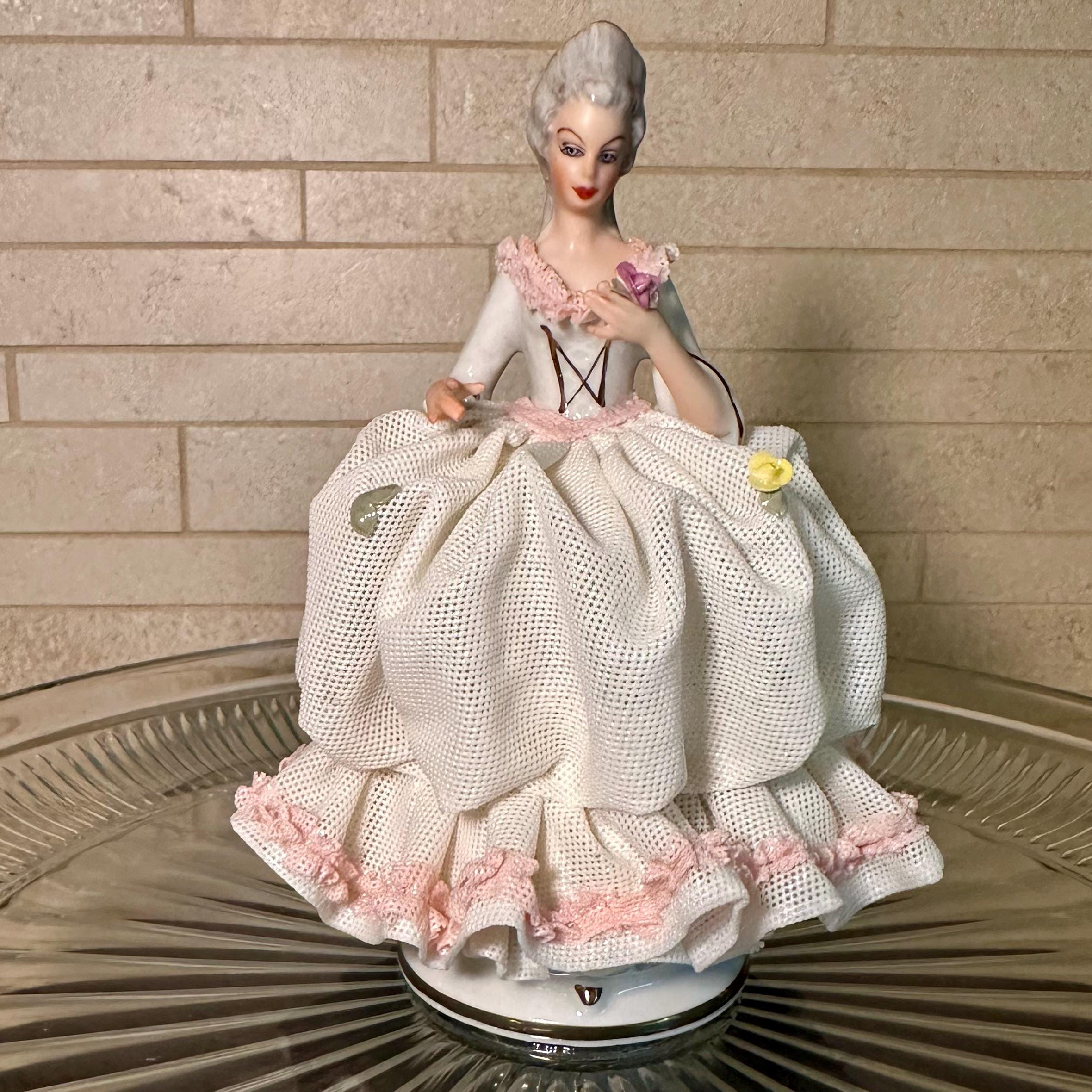 Rococo figurines - Etsy 日本