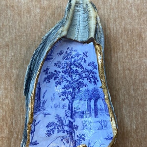 Oyster Shell Trinket Jewelry Dish, Coastal Decor, Beachcombed Oyster Shell, Hostess Gift, Decoupage Shells, Toile