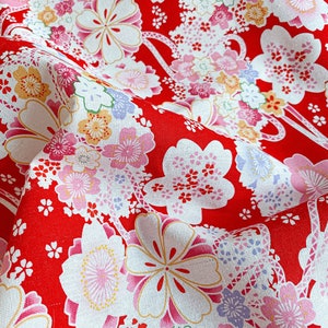 Traditioneller japanischer Sakura Baumwollstoff, japanischer Kirschblüten-Baumwollstoff, Kimono-Stoff mit orientalischem Blumendruck