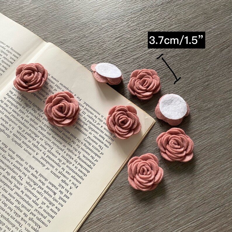 4x Dusty Rose Mini modevak vilten bloemen 3,7 cm/1,5 '', 3D kleine vilten rozen voor ambachten, vilten bloemenversiering, bloemenketting decoratie afbeelding 3