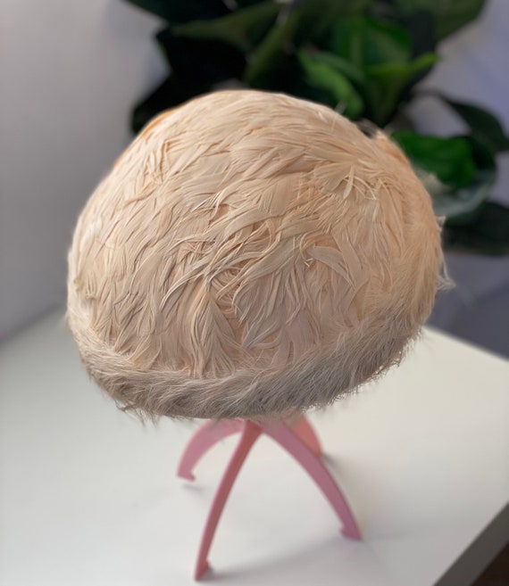 1950s Beresford Feather Brimmed Pillbox Hat - Etsy display picture 1