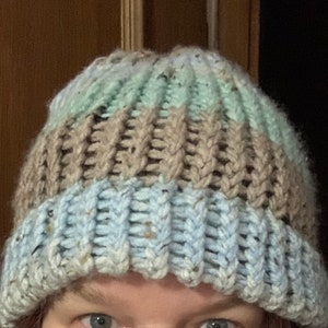 Knitted Hat, fall hat, handmade hat, warm hat, hats knitted, adult hat.