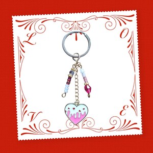 Liebes-Schlüsselanhänger - Köstliches Herz | Liebesherz-Charms – Romantisches und personalisiertes Geschenk – Valentinstag