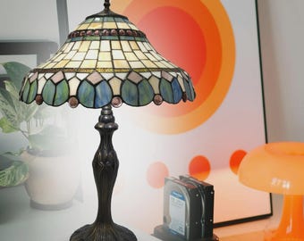 Tiffany-Style 16-Inch Handcrafted Stained Glass Table Lamp for Home Décor