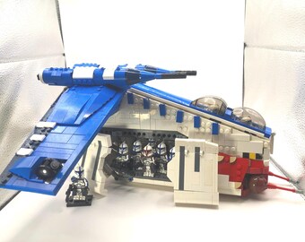 LAAT Muunilinst 10 Gunship  (Alt Bricks)
