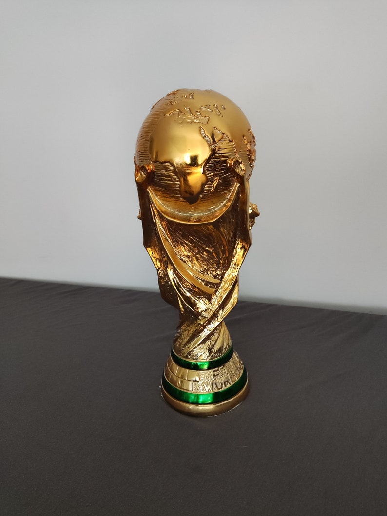 World Cup replica 36 cm1.3 kg,World Cup Trophy 36 cm, World Cup replica 36 cm, World Cup Trophy, in resin, fifa World cup image 5