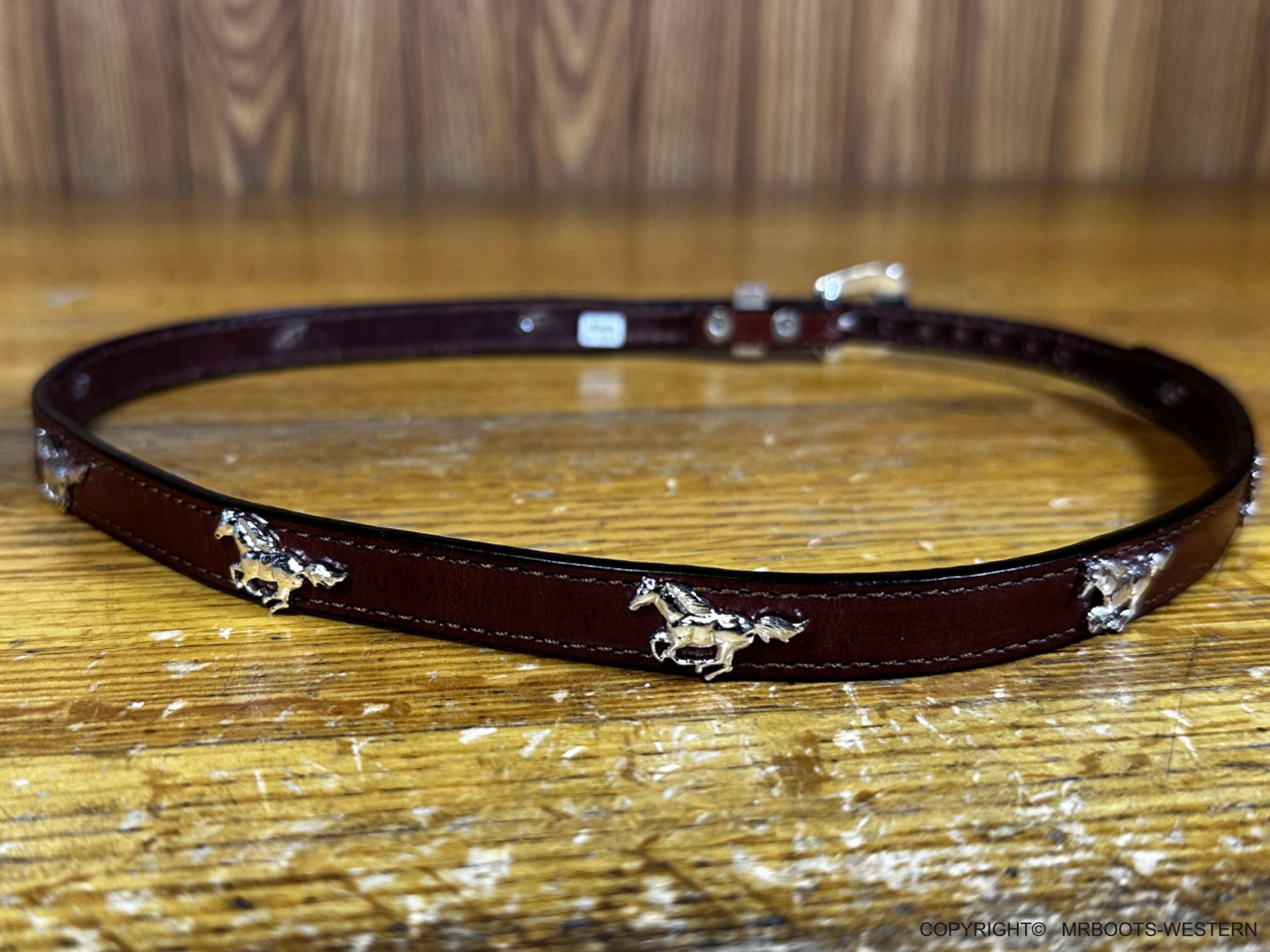 Ceinture à boucle en fer à cheval - Bordeaux - Femme