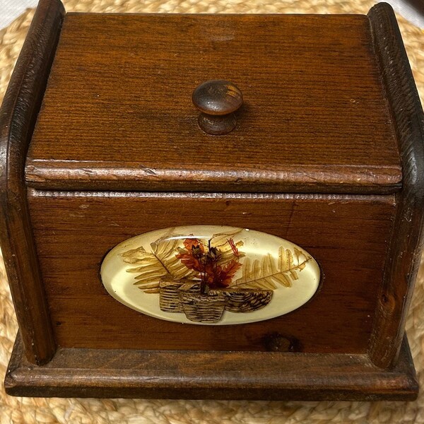 Vintage Wooden Recipe Box- dried wood and floral oval resin front- retro kitchen, 80s , cottage core