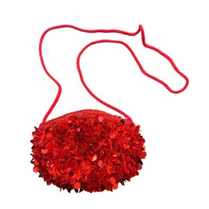 Lillian Vernon - Mini bolso de hombro con cuentas de lentejuelas en escala roja brillante, algo de desgaste