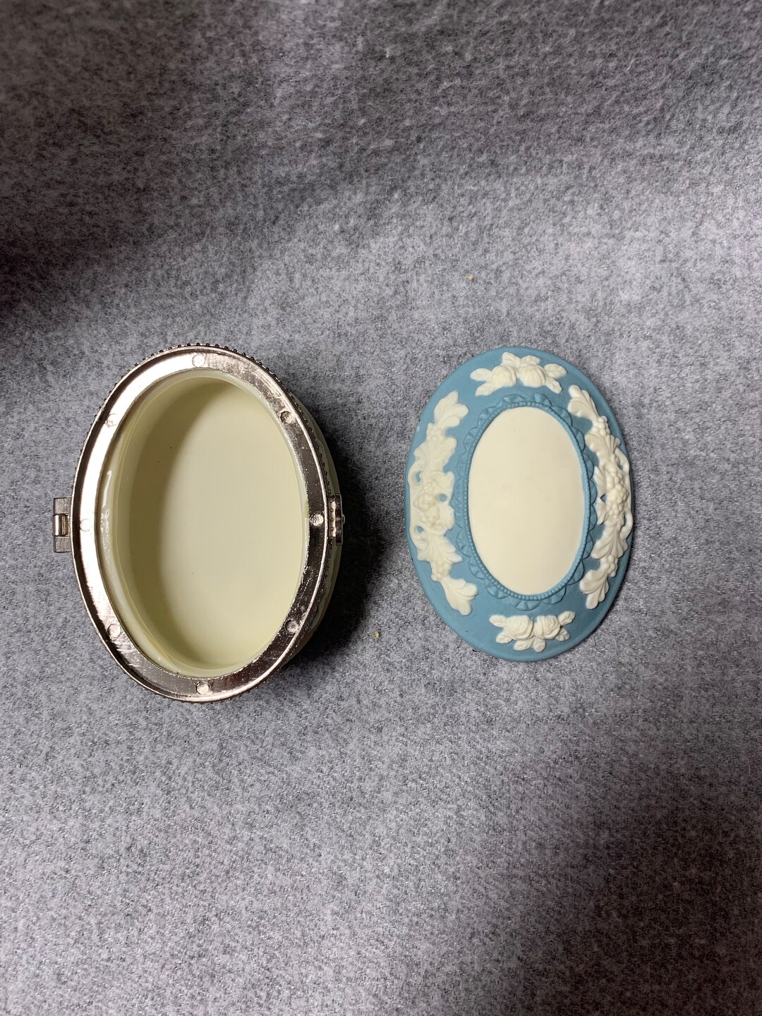 Vintage Ceramic Trivet Box With Lid White and Blue, Silver Edged Hinge