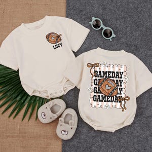 Customized Football Bow T-shirt Bubble Romper, Football Game Baby, Gameday Outfit, Baby Clothes, Short Sleeve Romper, Newborn Clothes