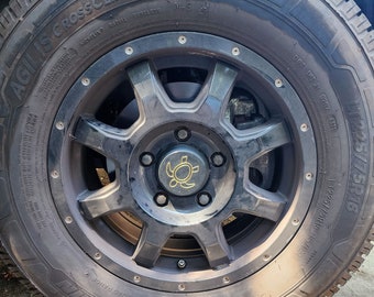 Travato Moto Wheel Cover