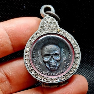 Beautiful Pendant Skull Prai Krasib Coin Ajarn Doi Life Protection Wealth Money Attraction with Gambling Good Luck Brass With Necklace