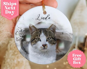 Custom Cat Christmas Ornament: Pet Memorial Gift For Cat Lovers, Personalized Photo Keepsake Ornament(MOP-032)