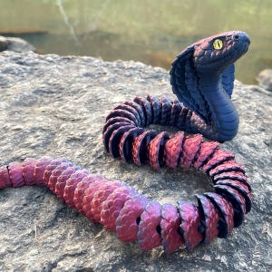 Fidget articulado de cobra/cobra impresa en 3D/serpiente dragón/serpiente articulada/animal de juguete/juguete infantil/juguete flexible/serpiente de cascabel personalizable