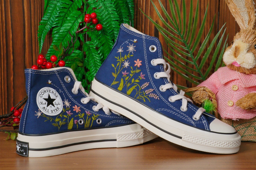 Custom Embroidered Sneakers High Tops/ Custom Shoes Taylor - Etsy