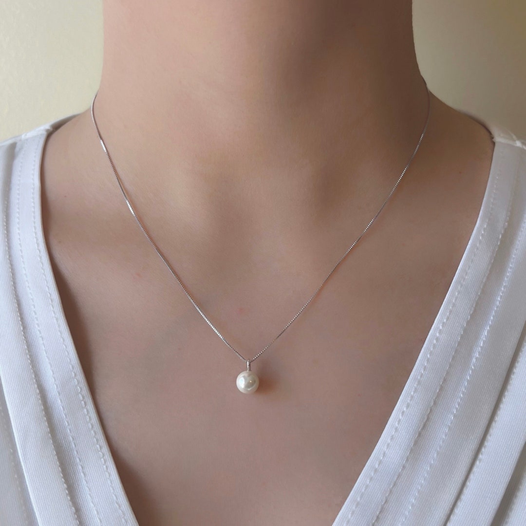 JUDY AND PAUL☆silver925 ellui simple minimal pearl necklace Silver Pearl Necklace, Simple Pearl Necklace, Silver & Pearl