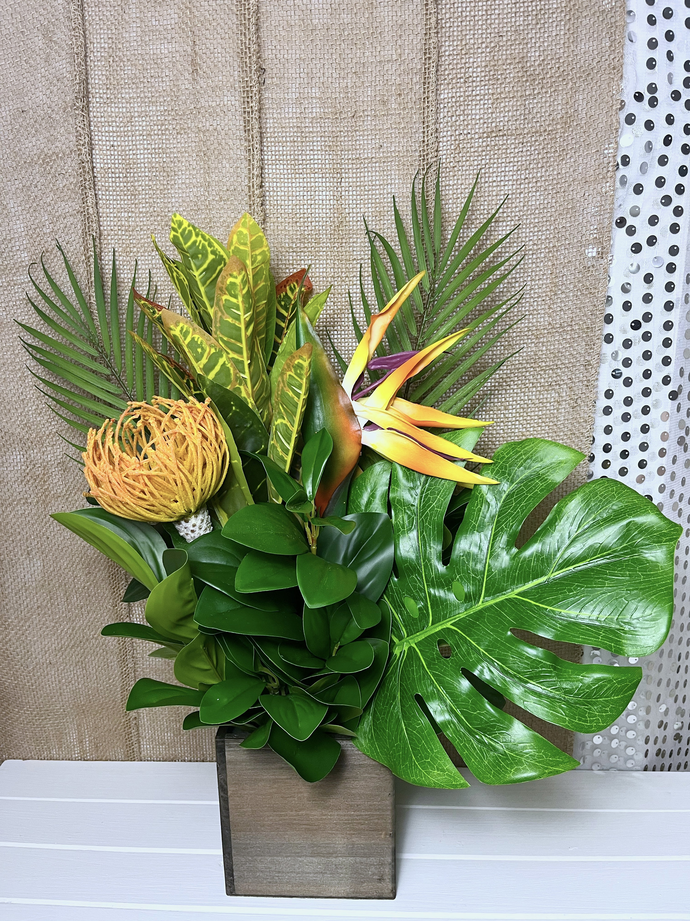 Artificial Tropical Flower Arrangement Paradise Flower & Orchids — free download
