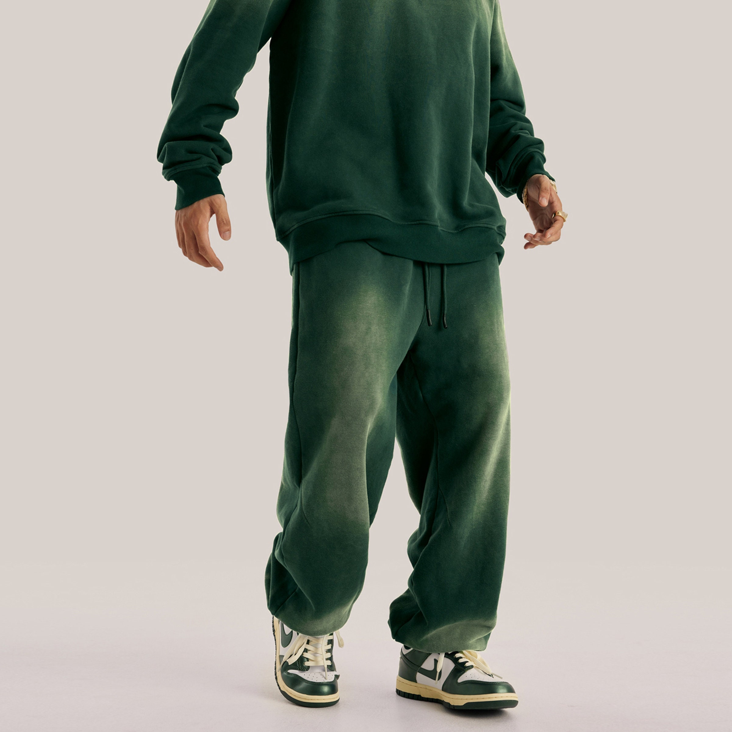 Heaven Joggers made of 100% cotton