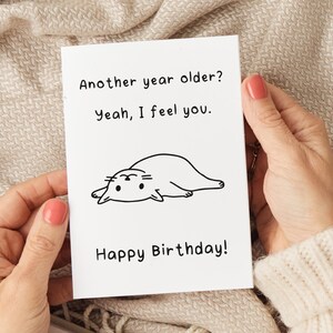 Tarjeta de un año más, tarjetas de cumpleaños para amigos, tarjetas de cumpleaños divertidas, tarjetas de cumpleaños para primos, tarjetas de cumpleaños para hermanos, tarjetas de cumpleaños para hermanas