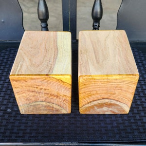 4&quot;× 4&quot;× 6&quot; (pack of 2)  Rare Iowa Honey Locust Turning Squares,Planed,Wax sealed ends. Woodturning/ Carving/ engraving/ DIY/ Crafts.
