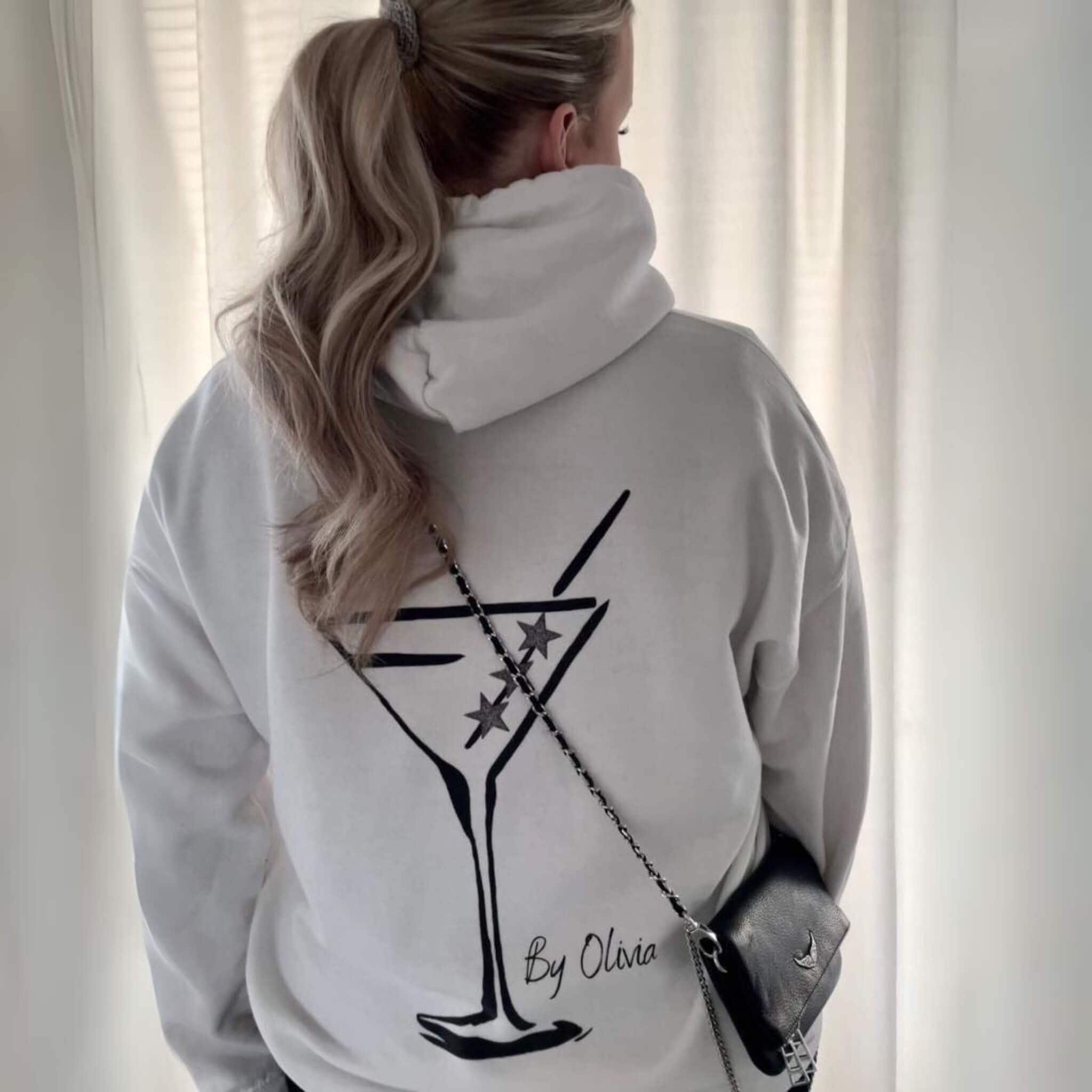 Olivia pullover store