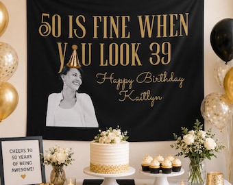 Personalisierter Banner zum 50. Geburtstag, individuell gestaltete Fotohintergrundkulisse, „Wer wird 50?“-Dekoration, Fotodekoration zum 50. Geburtstag, Vintage-Partyschild