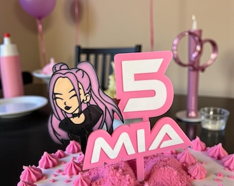 KPop Dämonenjäger Cake Topper, Huntrix Geburtstagskuchendekoration, Kpop Anime Girl Tortendeko, Benutzerdefinierte Kpop Party Decor, Pink Cake Topper