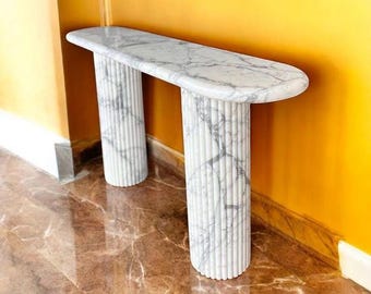 Consolle in marmo di Carrara realizzata a mano: tavolo da ingresso moderno
