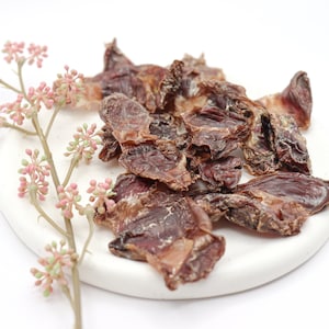 Dehydrated Chicken Gizzards for Dogs | Healthy Dog Treats | Healthy Cat Treats | Organic Dog Treats | Natural Dog Treats | Treats for Cats