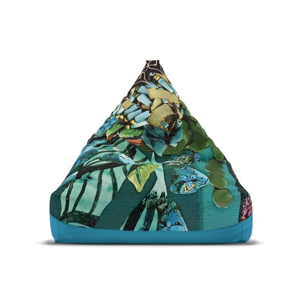KOÏ. Enveloppe pour fauteuil-poire. A Bean Bag Chair Cover with a decorative illustration by Coryn.