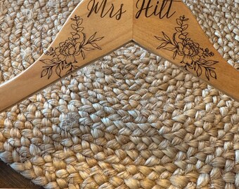 Wildflower Engraved Wedding Dress Hanger: Custom Bridal Party Gift,