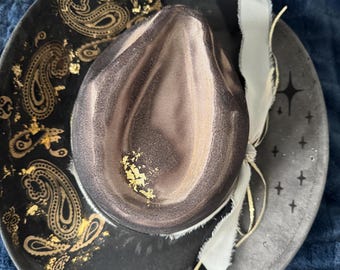 Gold Dust Cowgirl-hoed, zwart-gouden westernhoed, glamour-cowboyhoed, rodeohoed, festival cowgirl-accessoire, westernmodecadeau